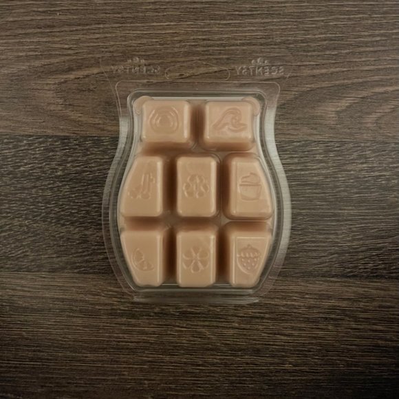 Scentsy Wax Bar - St. Nickerdoodle - Picture 2 of 2